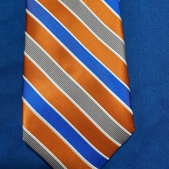 Dockers Necktie Orange Blue and Gray striped 100% Polyester like new - Picture 2 of 4
